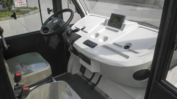 foto interni Alwayz veicolo elettrico per servizi